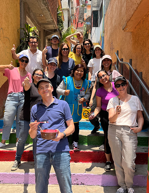 VMMC employees volunteering in Mexico City